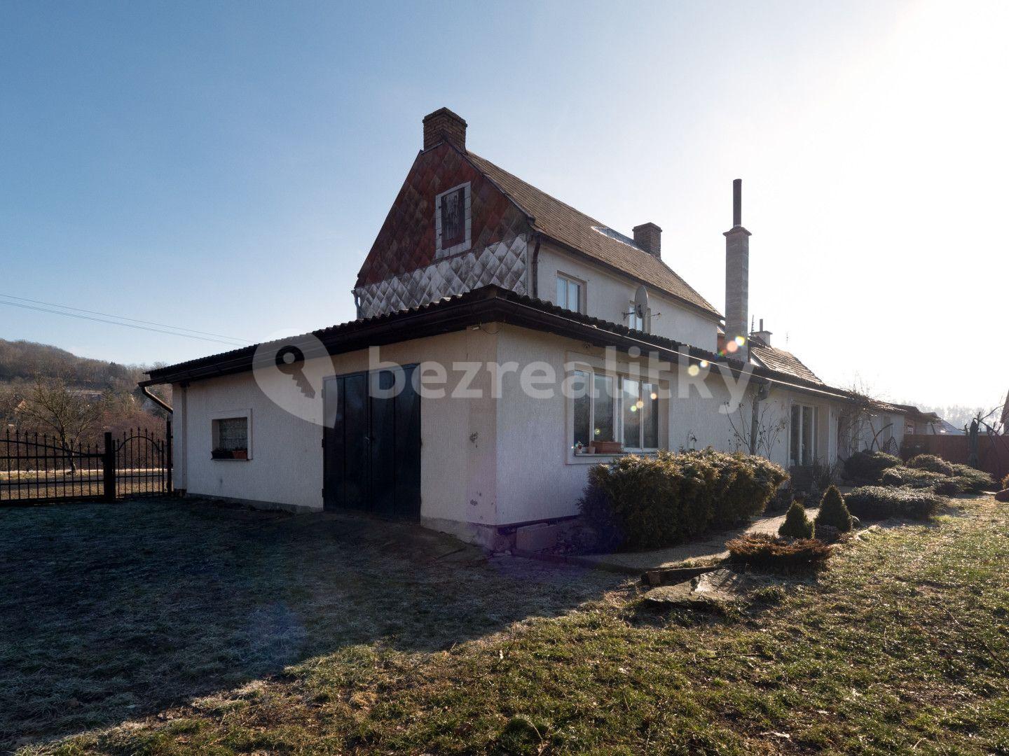 Prodej domu 378 m², pozemek 3.475 m², Levín, Ústecký kraj