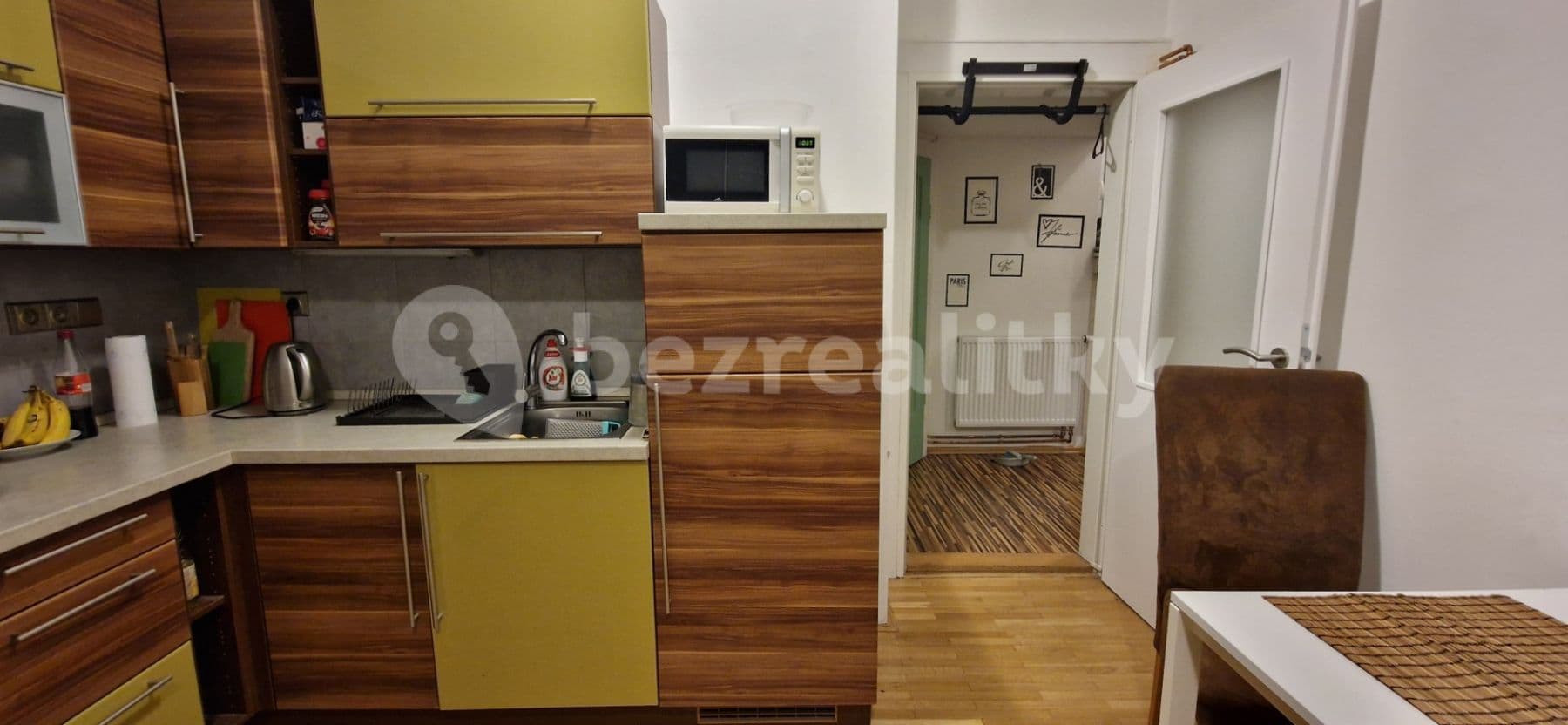 Pronájem bytu 1+1 41 m², Biskupcova, Praha, Praha Pronájem bytu 1+1 41 m², Biskupcova, Praha, Praha