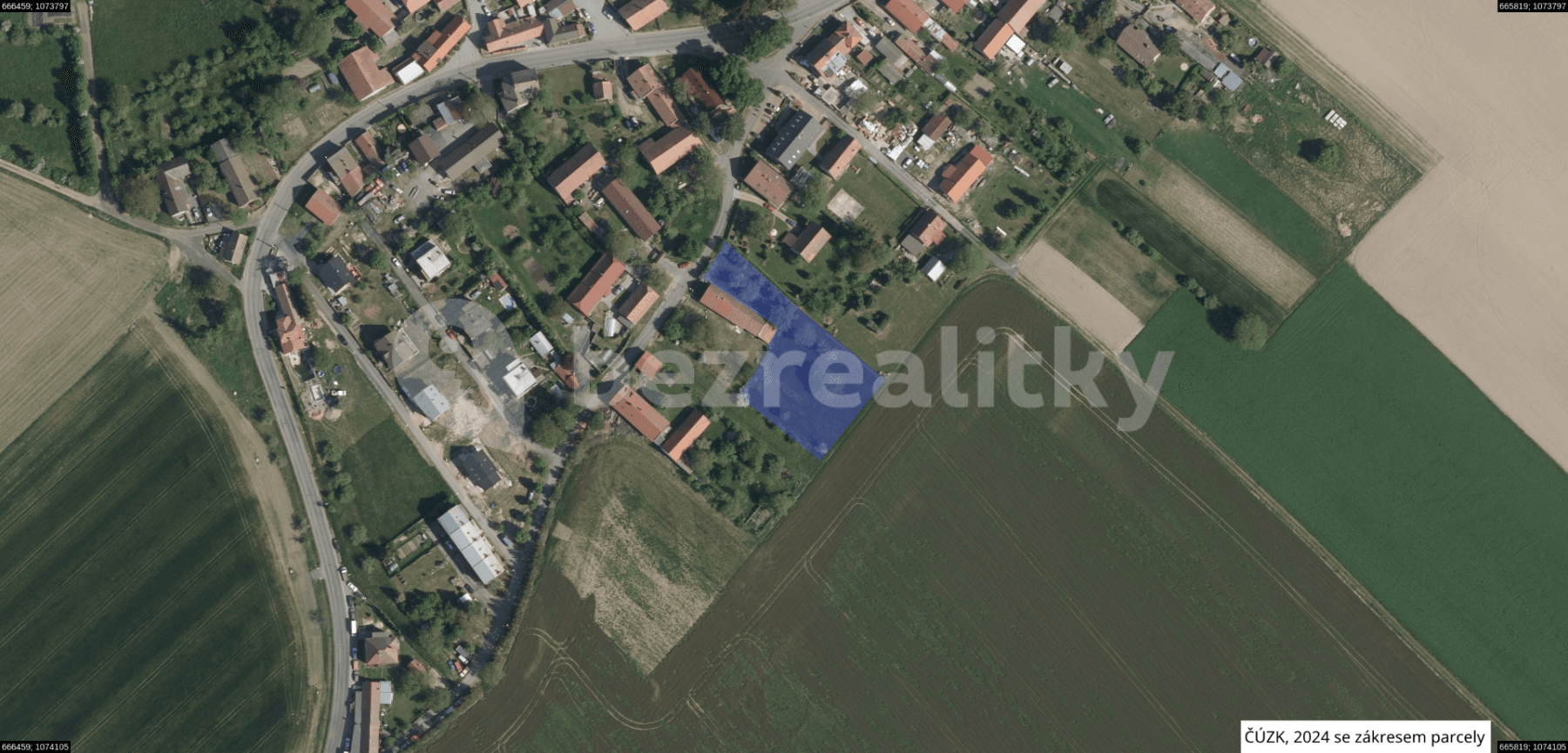 Prodej pozemku 2.501 m², Bousov, Pardubický kraj