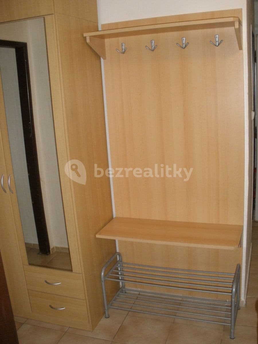 Pronájem bytu 2+1 52 m², Vodárenská, Kladno, Středočeský kraj Pronájem bytu 2+1 52 m², Vodárenská, Kladno, Středočeský kraj