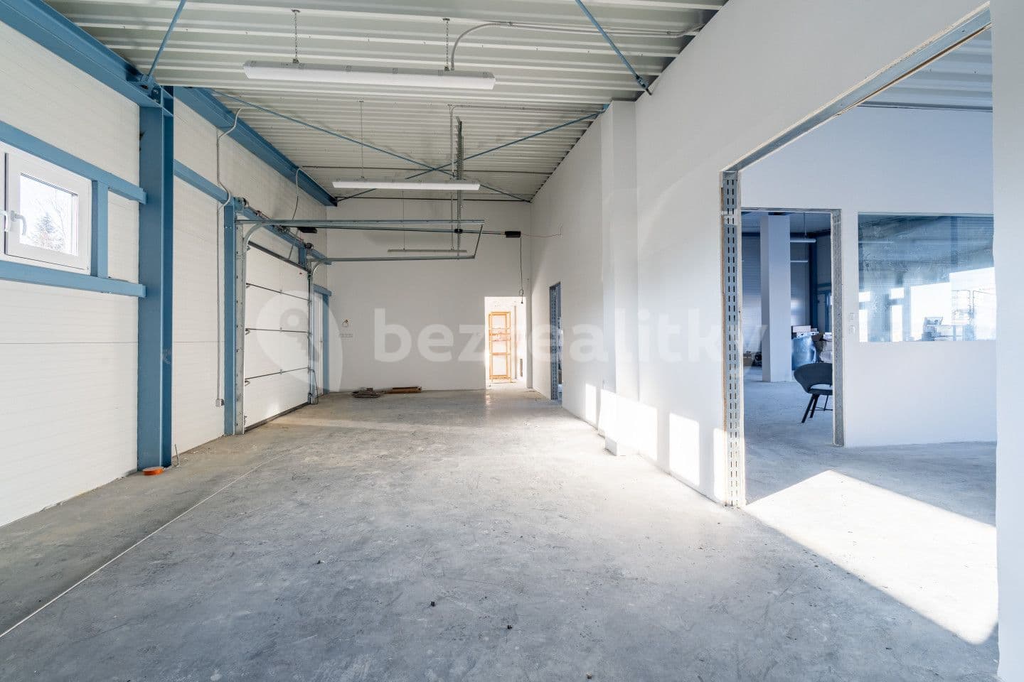 Prodej nebytového prostoru 1.340 m², Oslavice, Kraj Vysočina