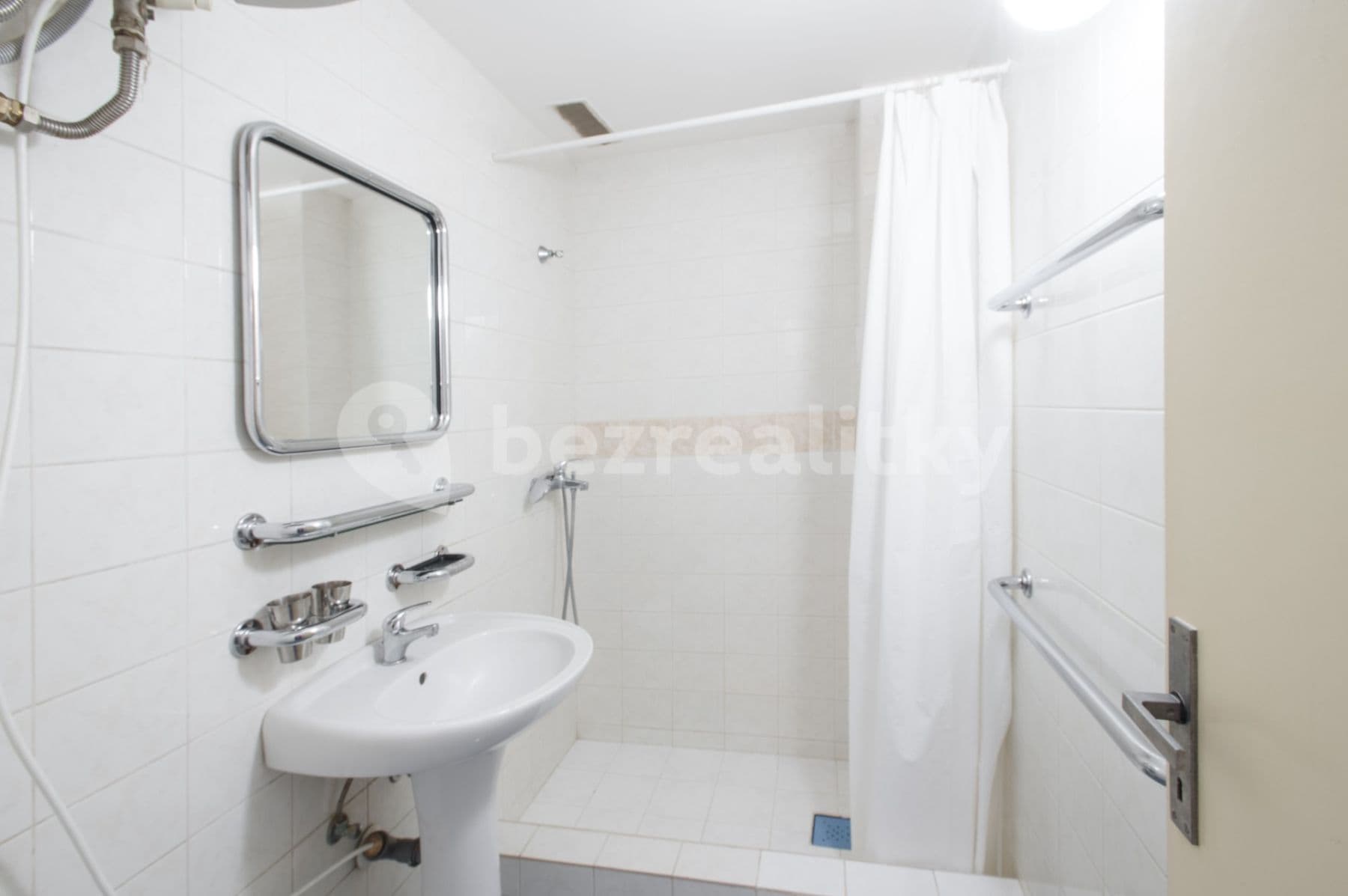 Pronájem bytu 2+kk 39 m², Na Dolinách, Praha, Praha Pronájem bytu 2+kk 39 m², Na Dolinách, Praha, Praha