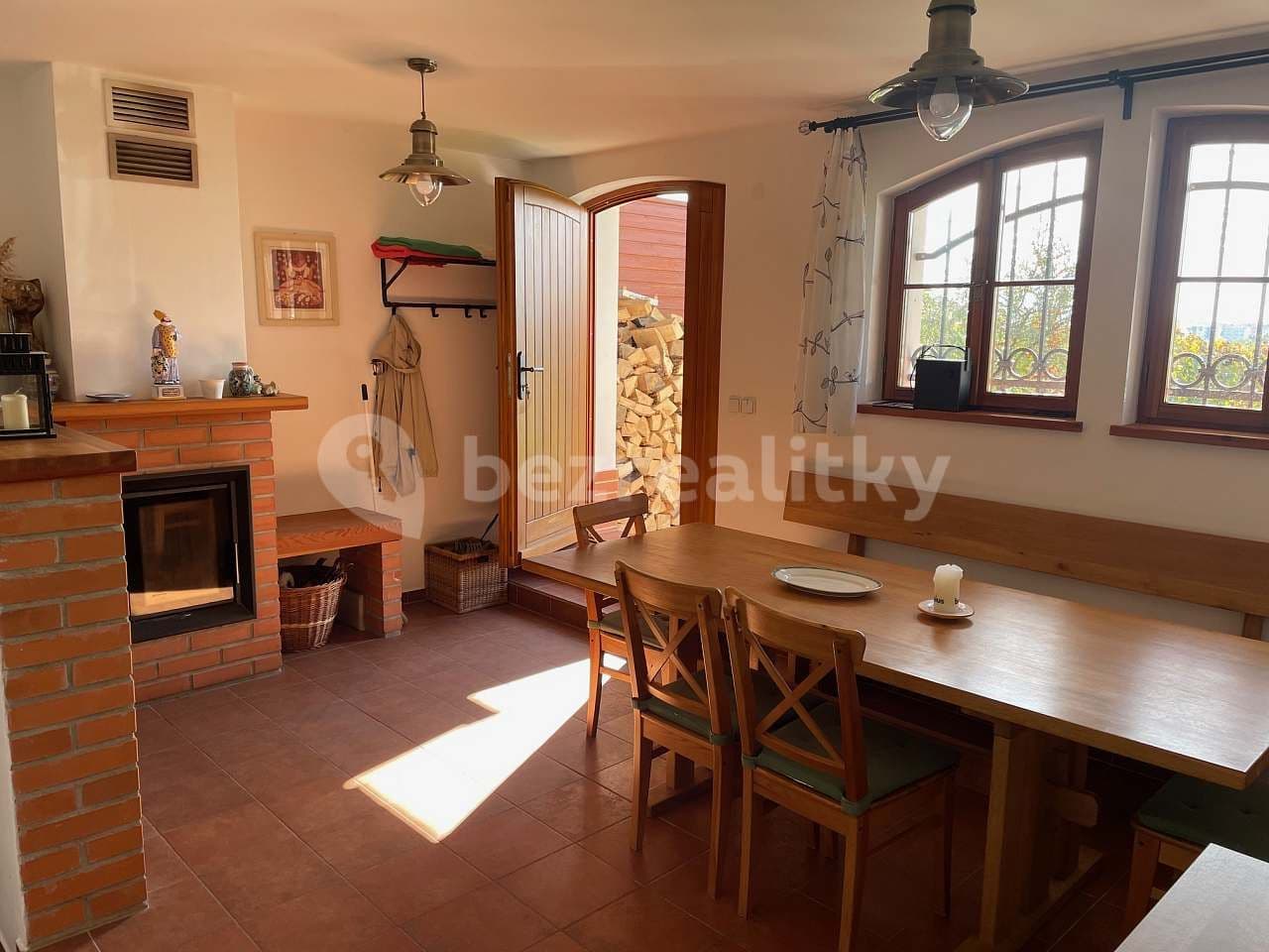 Pronájem chaty, chalupy, Velké Bílovice, Jihomoravský kraj Pronájem chaty, chalupy, Velké Bílovice, Jihomoravský kraj