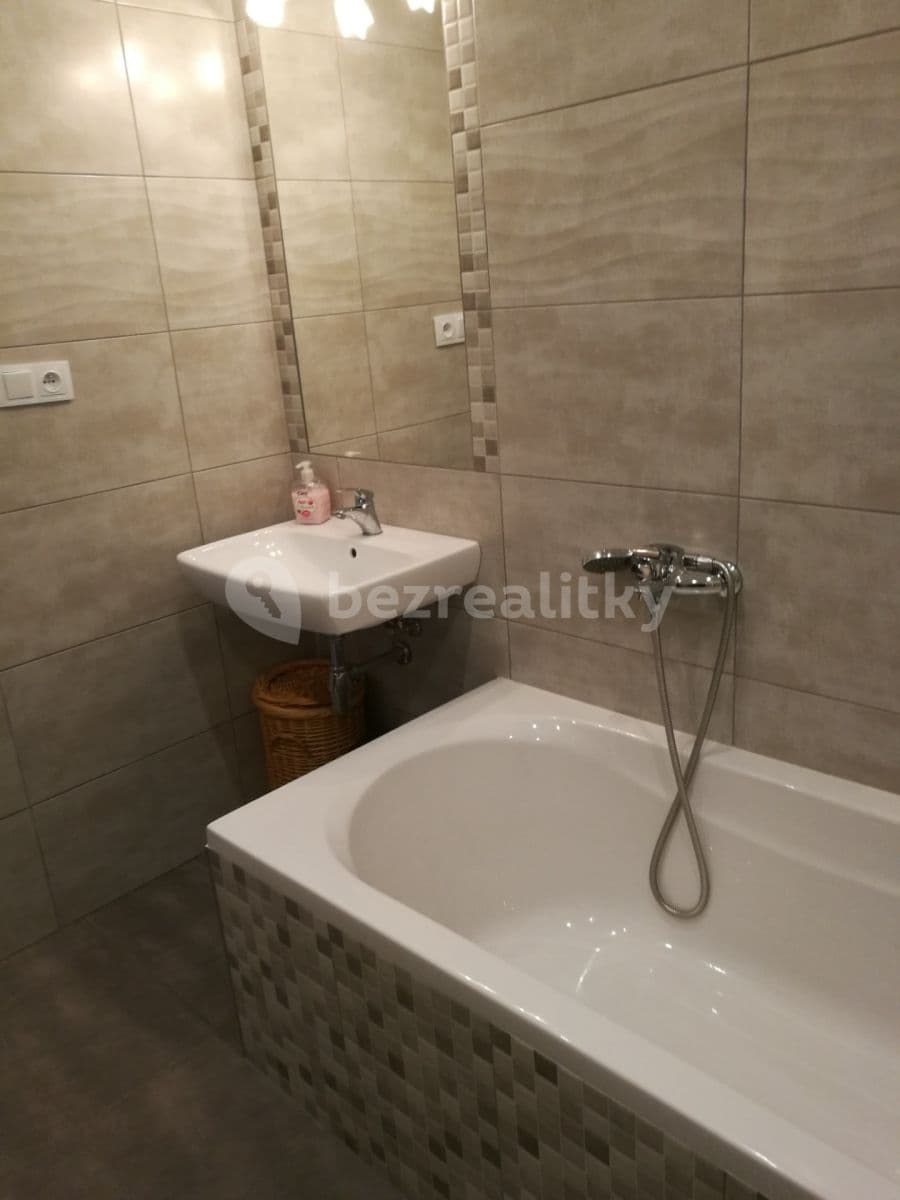 Pronájem bytu 2+kk 56 m², Husinecká, Praha, Praha Pronájem bytu 2+kk 56 m², Husinecká, Praha, Praha