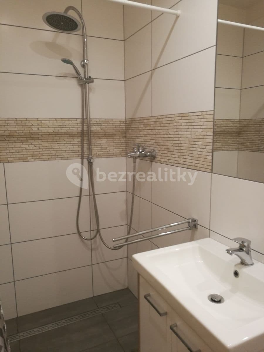 Pronájem bytu 2+kk 56 m², Husinecká, Praha, Praha Pronájem bytu 2+kk 56 m², Husinecká, Praha, Praha