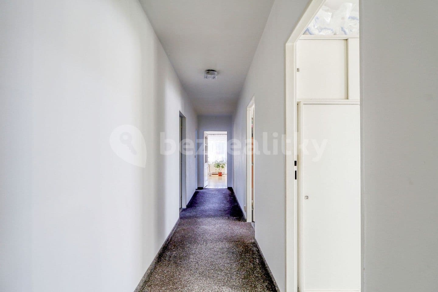 Prodej nebytového prostoru 2.179 m², Vrbice, Karlovarský kraj