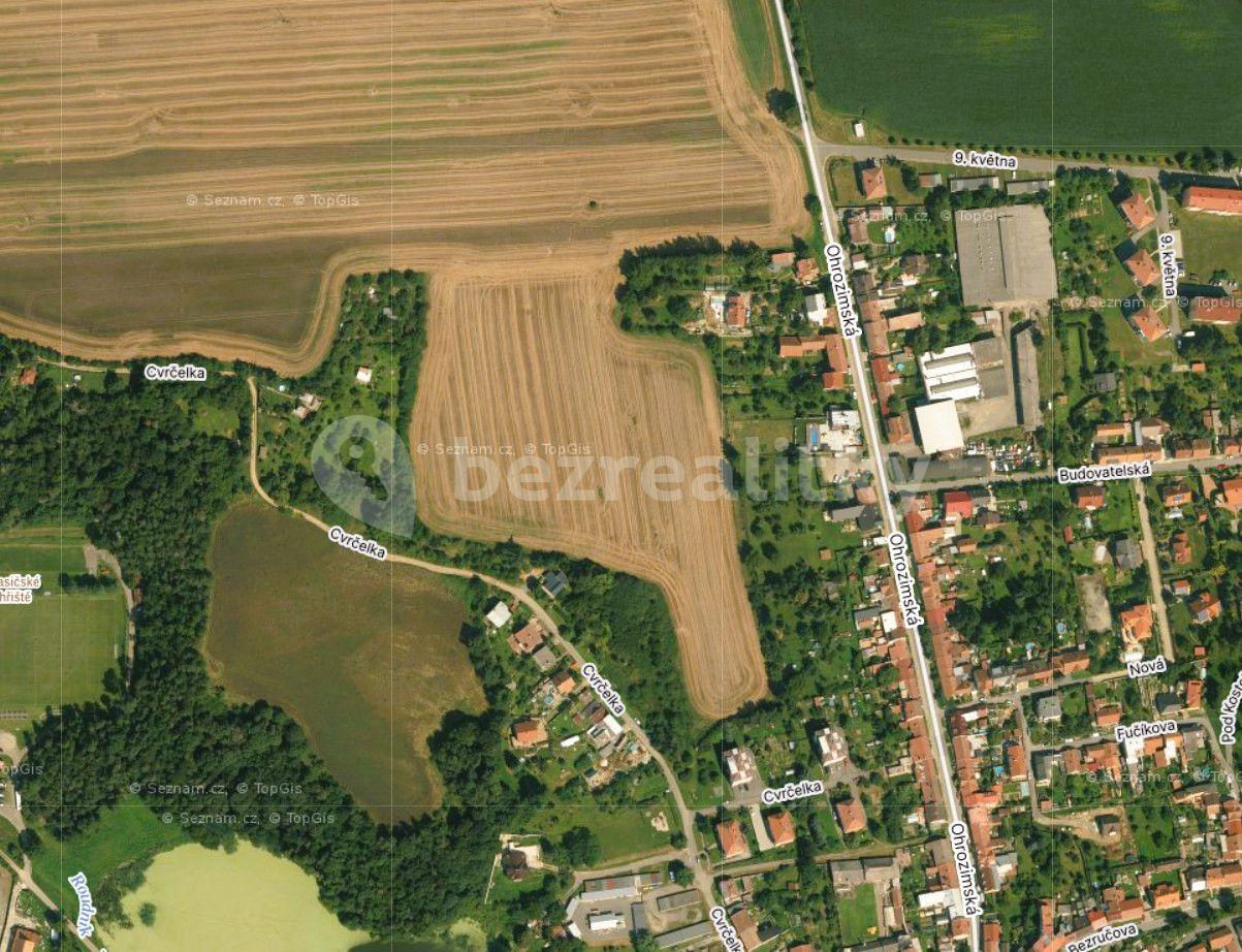 Prodej pozemku 3.999 m², Plumlov, Olomoucký kraj