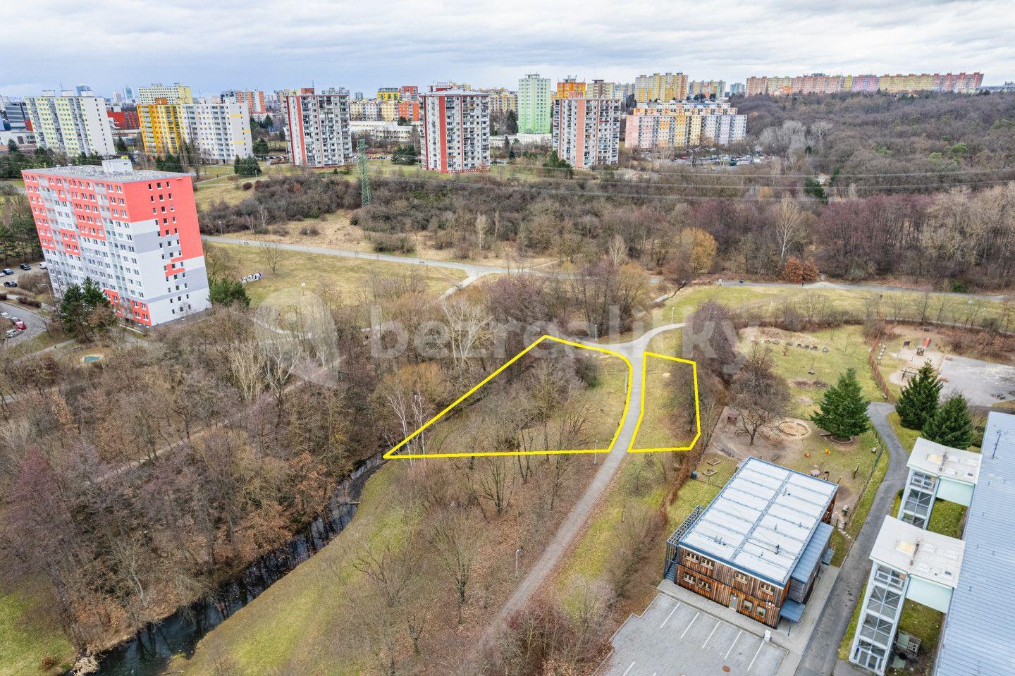 Prodej pozemku 2.326 m², Praha, Praha