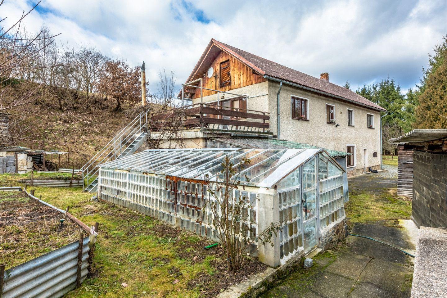 Prodej domu 212 m², pozemek 3.392 m², Kosova Hora, Středočeský kraj