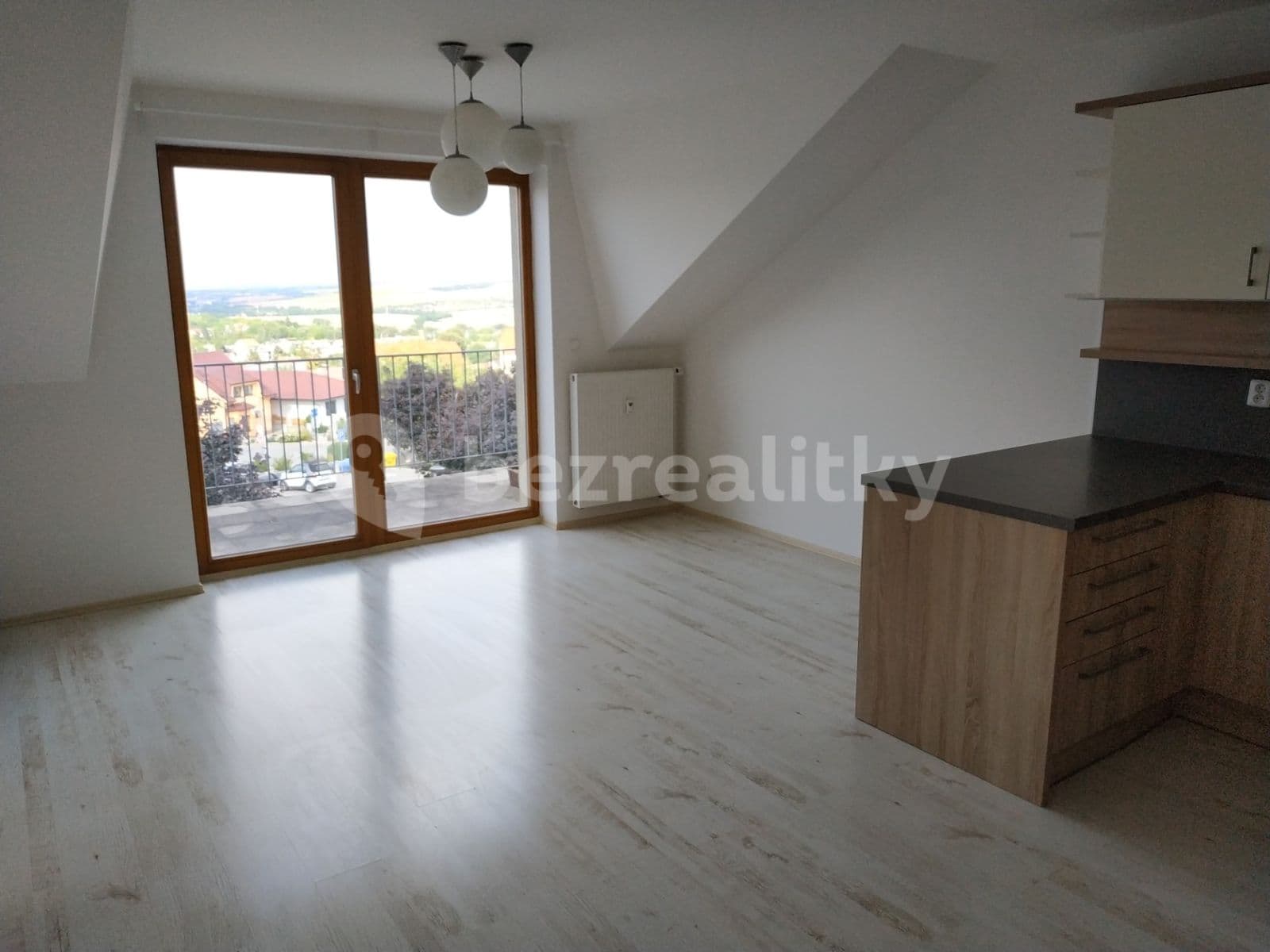 Pronájem bytu 3+kk 80 m², Holubice, Jihomoravský kraj Pronájem bytu 3+kk 80 m², Holubice, Jihomoravský kraj