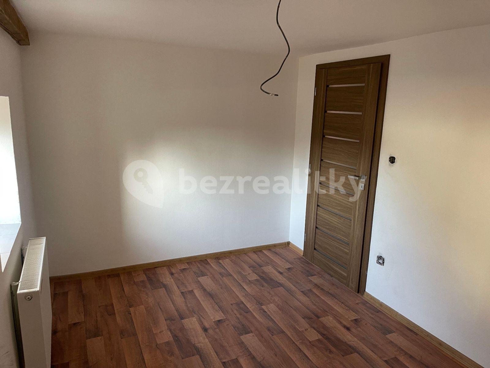Prodej domu 157 m², pozemek 200 m², Lnáře, Jihočeský kraj