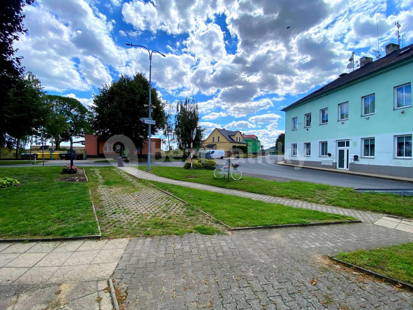 Prodej domu 350 m², pozemek 526 m², Lukavec, Ústecký kraj