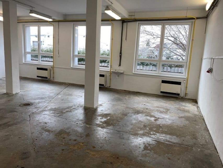 Pronájem nebytového prostoru 158 m², Hlinská, České Budějovice, Jihočeský kraj Pronájem nebytového prostoru 158 m², Hlinská, České Budějovice, Jihočeský kraj