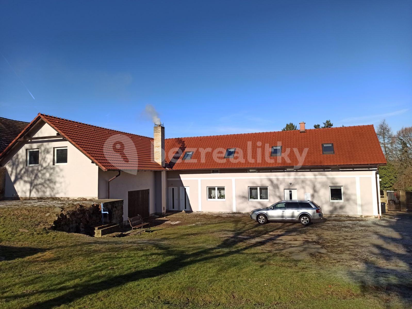 Prodej bytu 3+kk 81 m², Lešany, Středočeský kraj