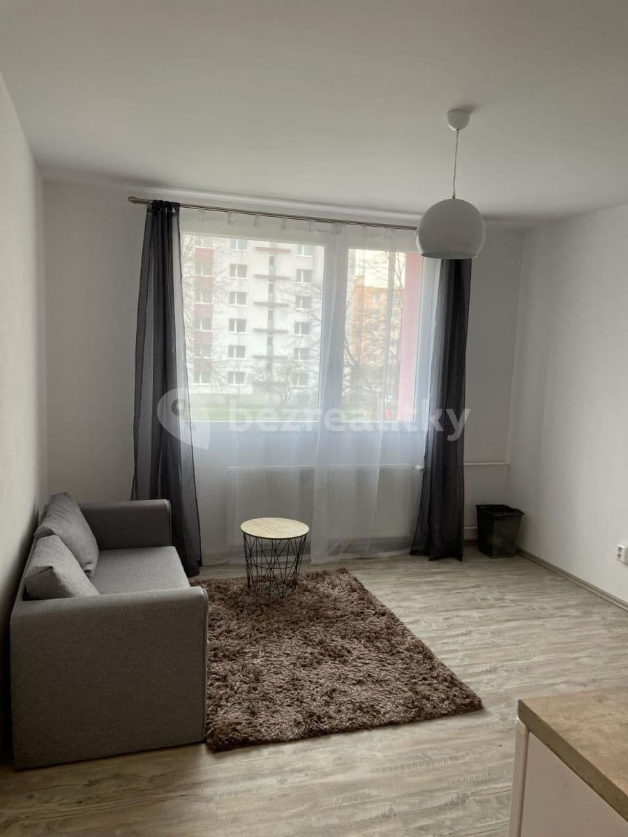 Pronájem bytu 2+kk 35 m², Těšínská, Plzeň, Plzeňský kraj Pronájem bytu 2+kk 35 m², Těšínská, Plzeň, Plzeňský kraj