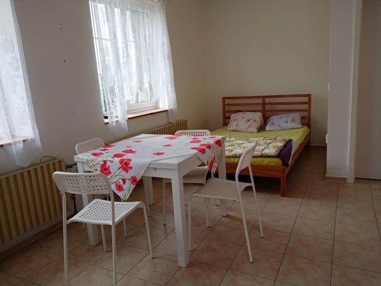Pronájem bytu 2+kk 40 m², Nová, Radostice, Jihomoravský kraj Pronájem bytu 2+kk 40 m², Nová, Radostice, Jihomoravský kraj