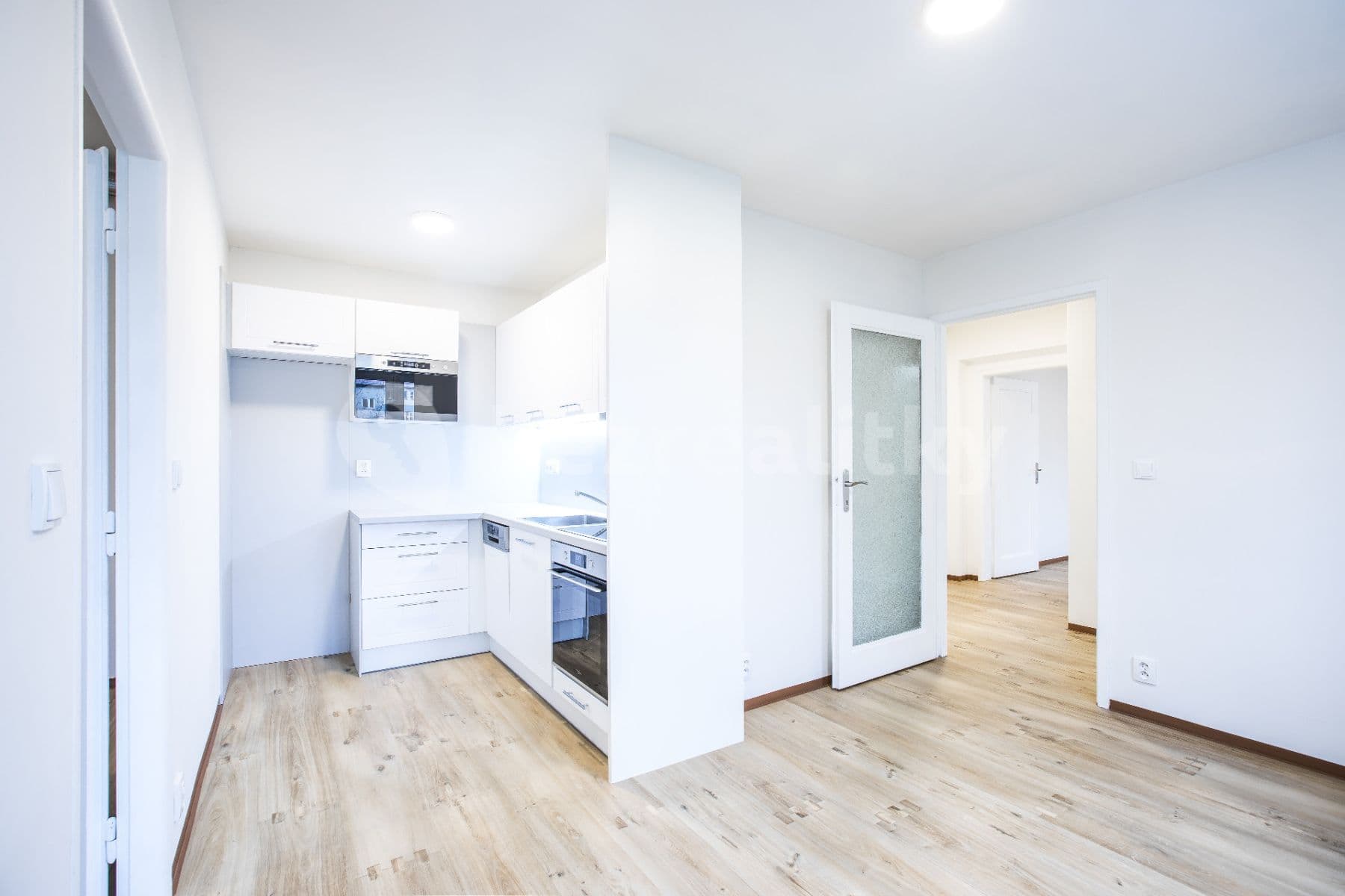 Pronájem bytu 2+1 56 m², Jungmannova, Liberec, Liberecký kraj Pronájem bytu 2+1 56 m², Jungmannova, Liberec, Liberecký kraj
