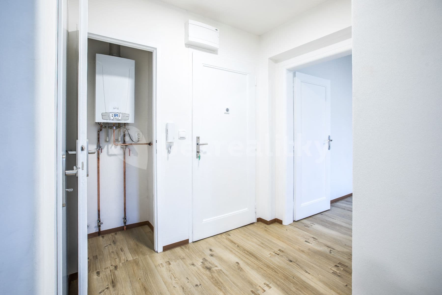 Pronájem bytu 2+1 56 m², Jungmannova, Liberec, Liberecký kraj Pronájem bytu 2+1 56 m², Jungmannova, Liberec, Liberecký kraj