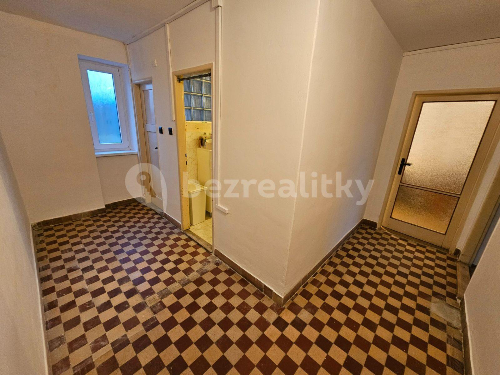 Prodej bytu 2+1 55 m², Družstevní, Náměšť nad Oslavou, Kraj Vysočina