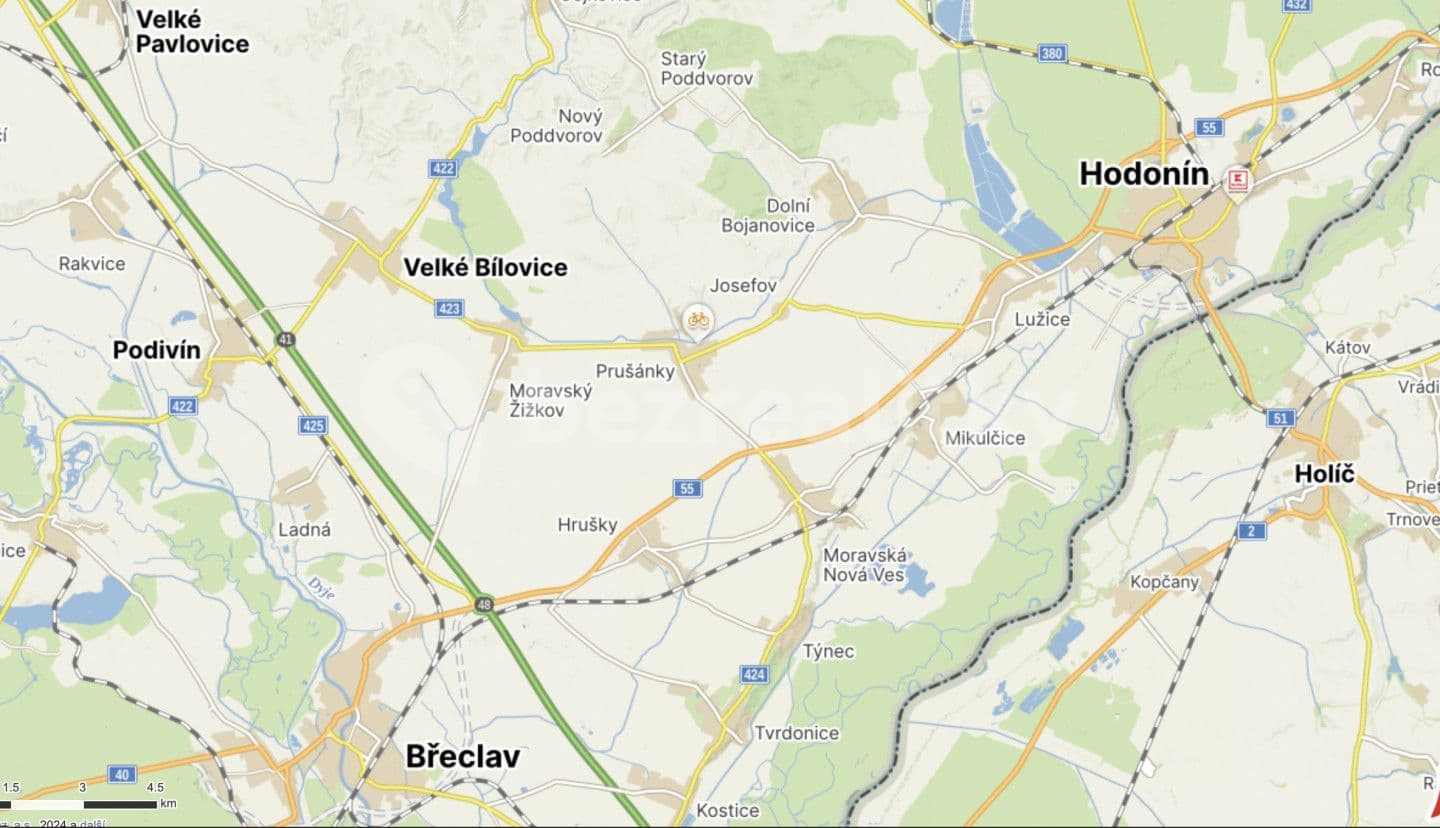 Prodej pozemku 3.145 m², Dolní Bojanovice, Jihomoravský kraj