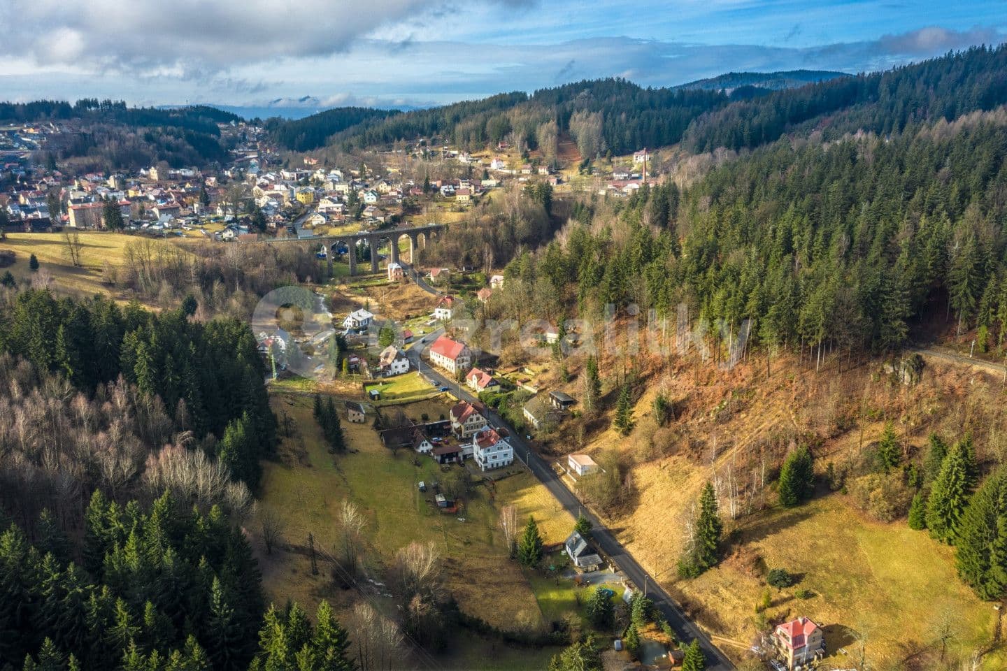 Prodej pozemku 4.784 m², Smržovka, Liberecký kraj