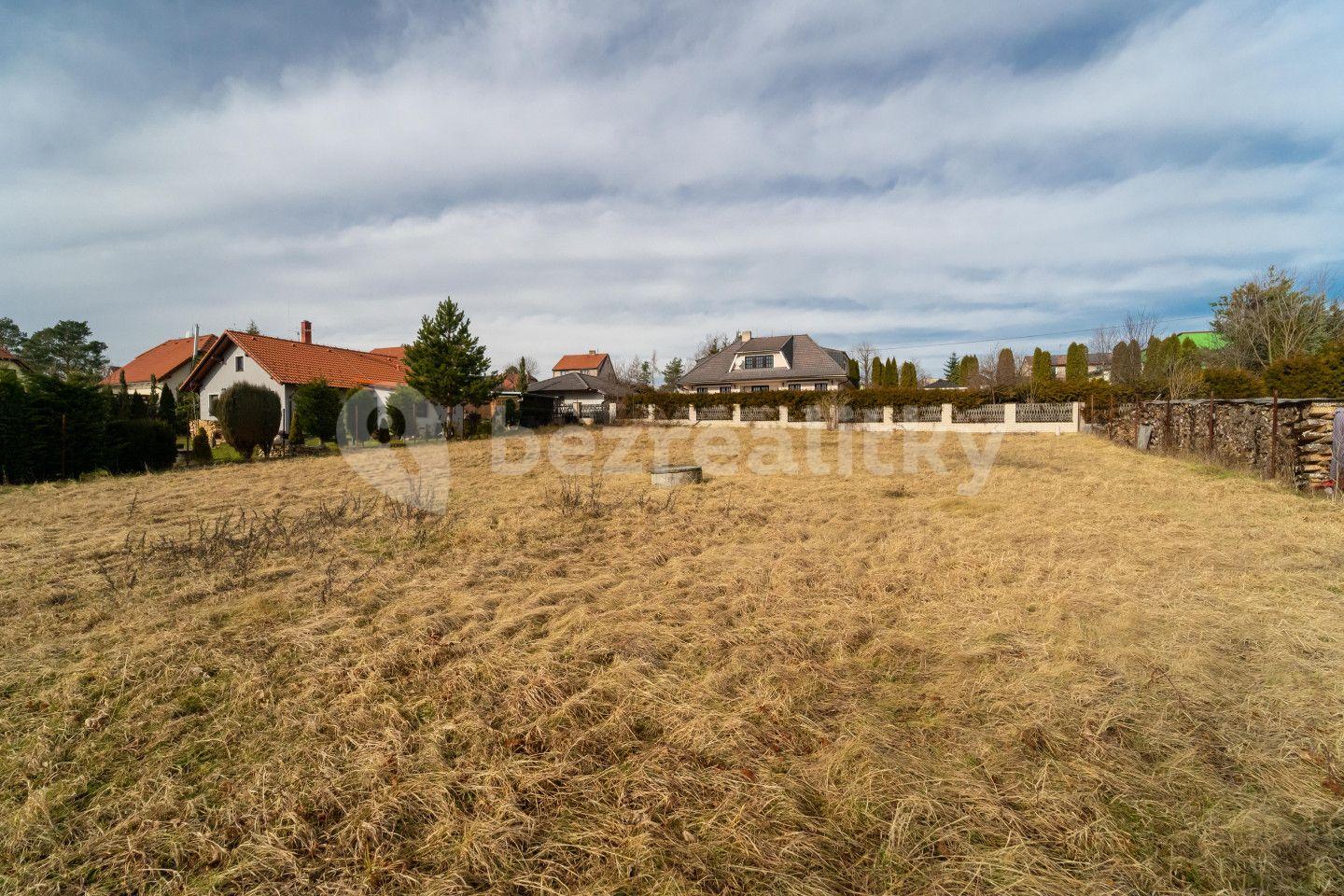 Prodej pozemku 1.061 m², Pod Kuchyňkou, Neumětely, Středočeský kraj