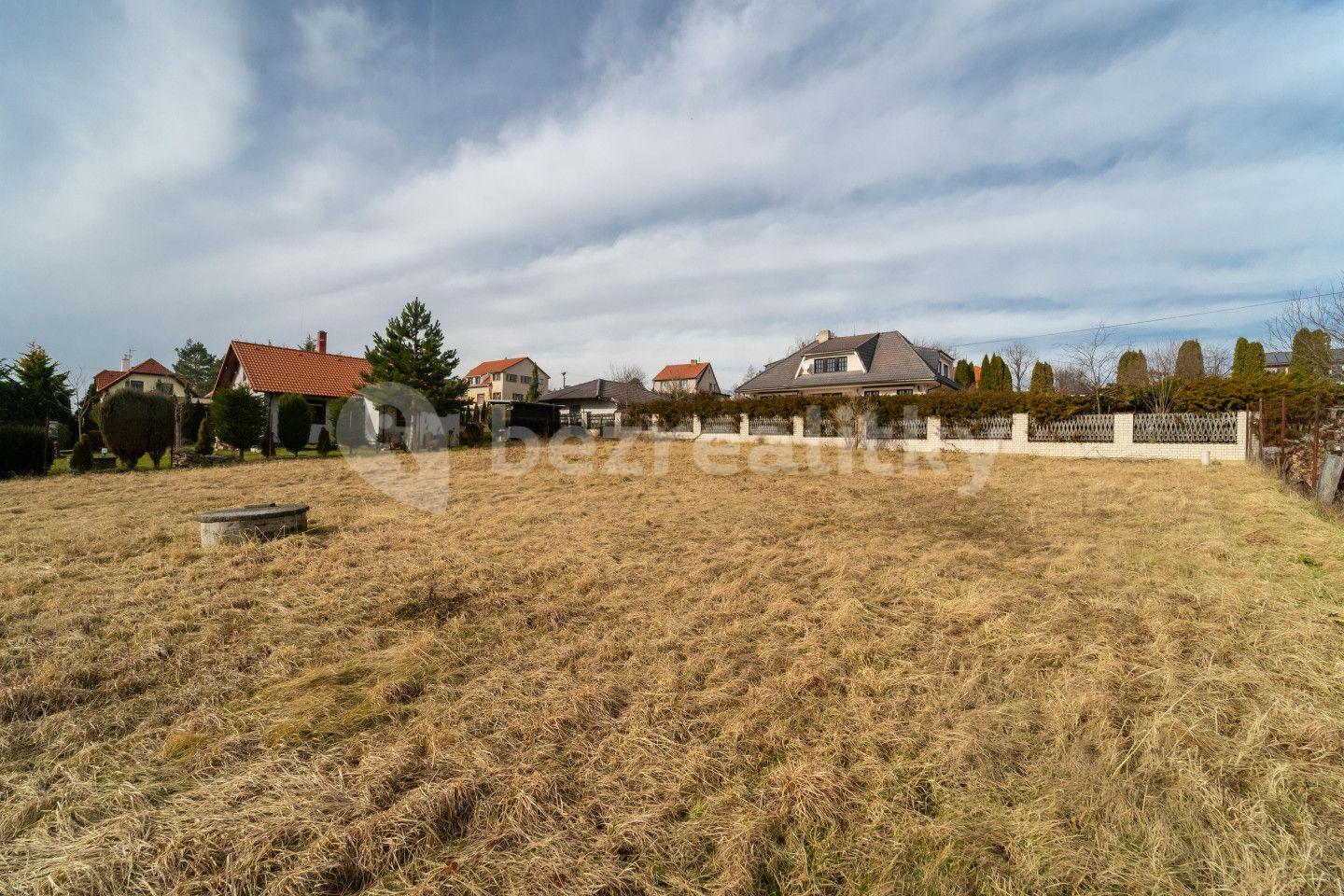 Prodej pozemku 1.061 m², Pod Kuchyňkou, Neumětely, Středočeský kraj