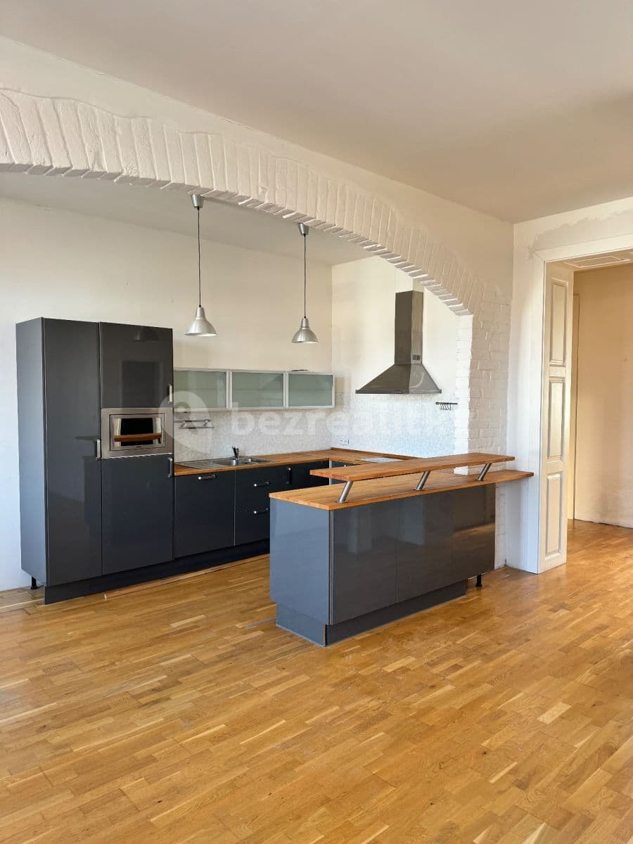Pronájem bytu 3+kk 84 m², Revoluční, Krnov, Moravskoslezský kraj Pronájem bytu 3+kk 84 m², Revoluční, Krnov, Moravskoslezský kraj