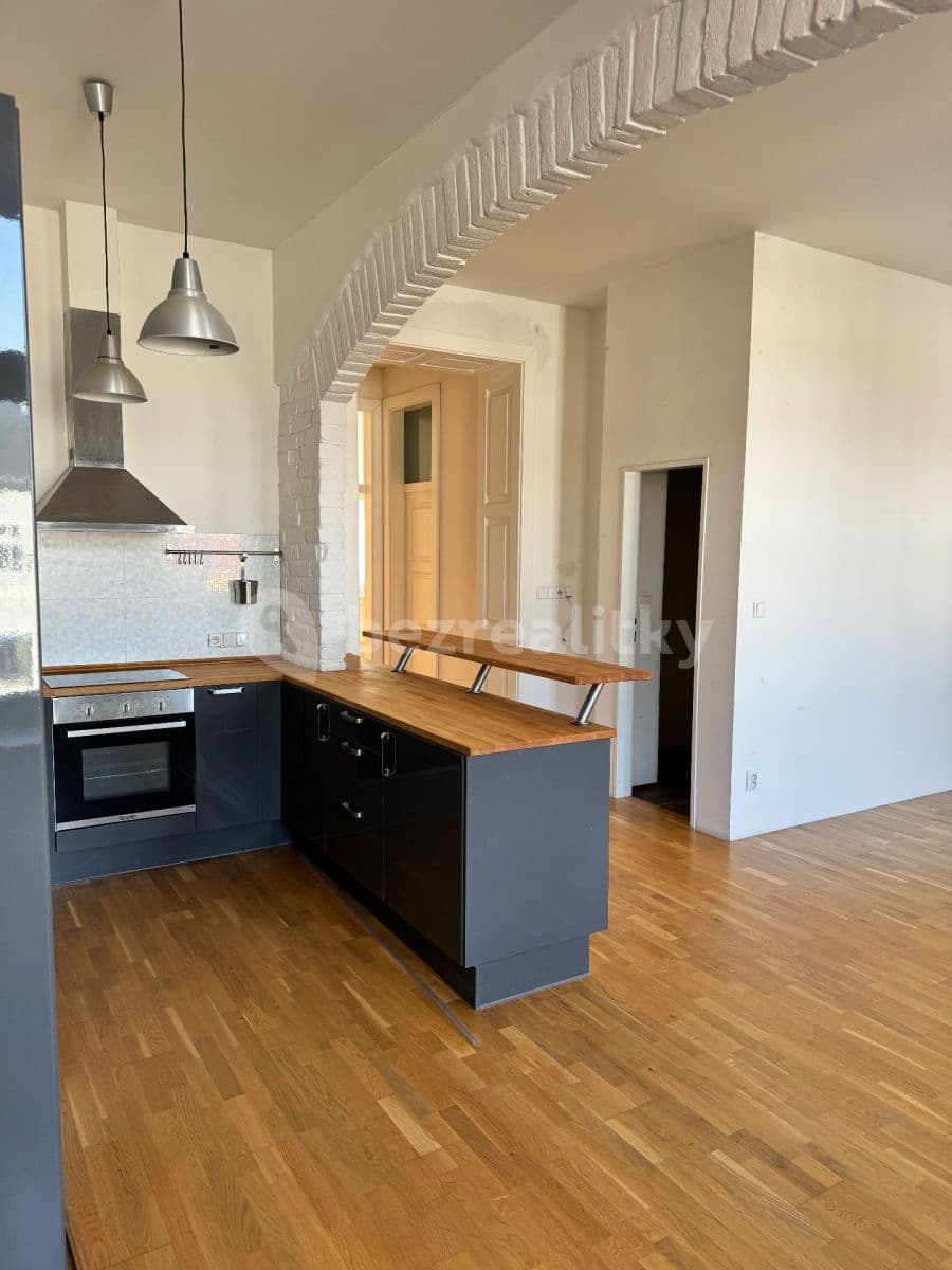 Pronájem bytu 3+kk 84 m², Revoluční, Krnov, Moravskoslezský kraj Pronájem bytu 3+kk 84 m², Revoluční, Krnov, Moravskoslezský kraj