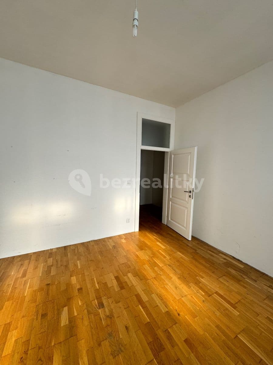 Pronájem bytu 3+kk 84 m², Revoluční, Krnov, Moravskoslezský kraj Pronájem bytu 3+kk 84 m², Revoluční, Krnov, Moravskoslezský kraj