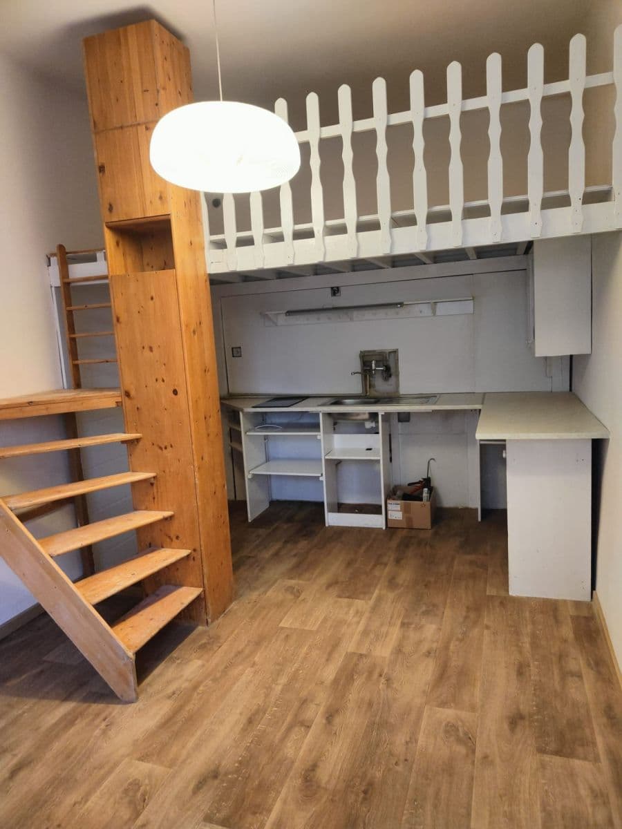 Pronájem bytu Garsoniéra 18 m², Kodaňská, Praha, Praha Pronájem bytu Garsoniéra 18 m², Kodaňská, Praha, Praha