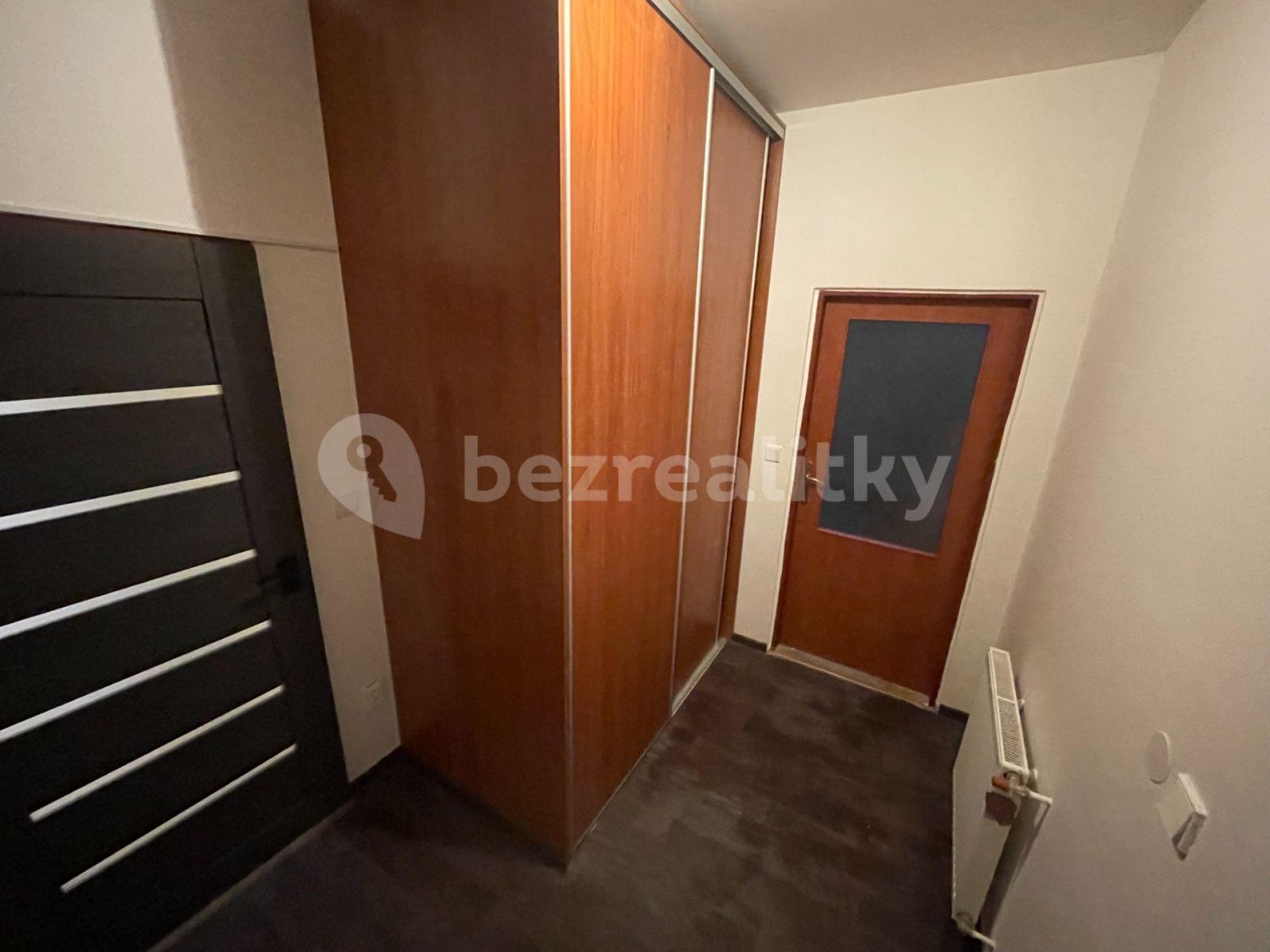 Prodej bytu 2+1 64 m², Jívavská, Šternberk, Olomoucký kraj