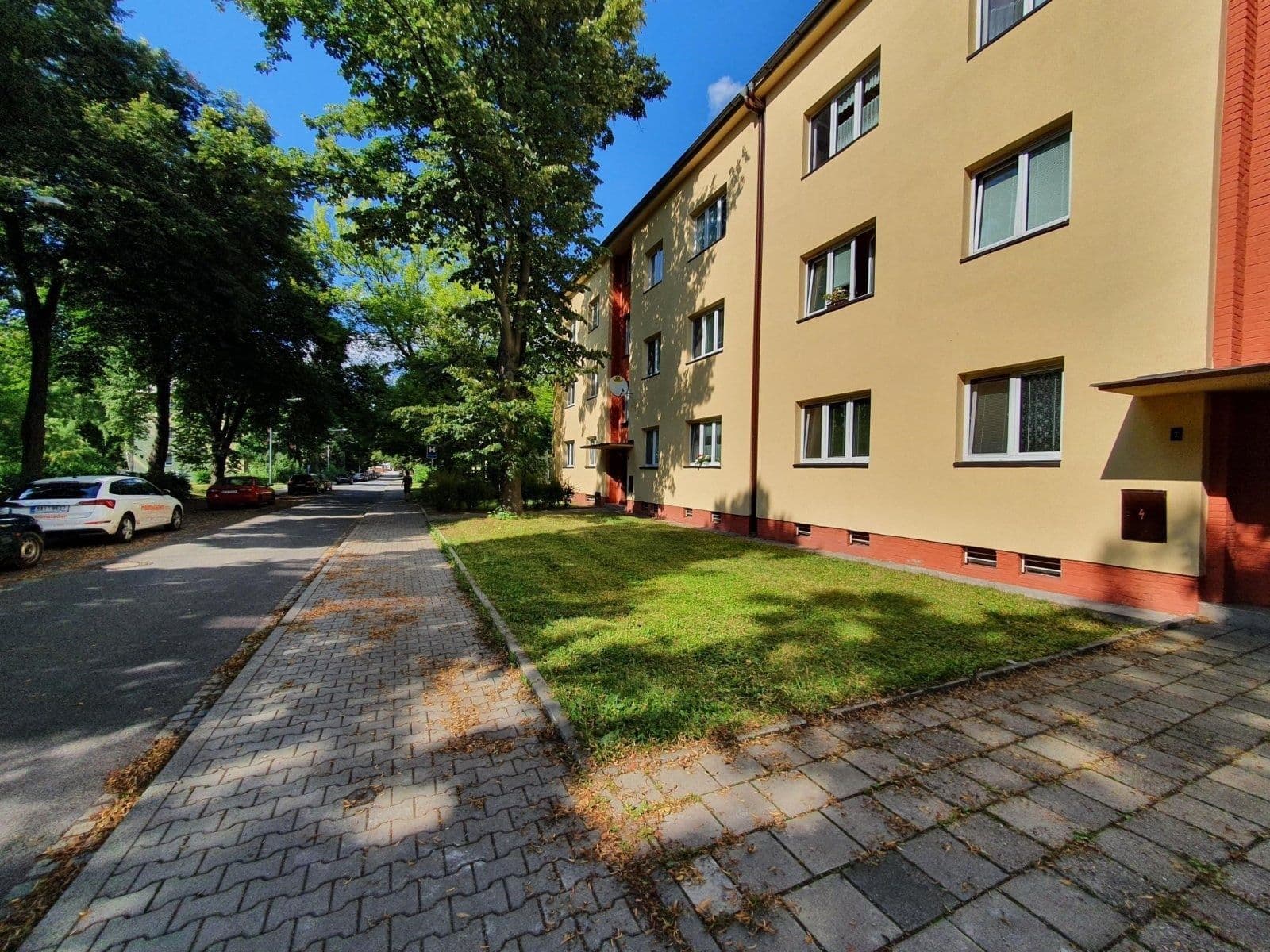 Pronájem bytu 1+kk 26 m², Zakladatelská, Karviná, Moravskoslezský kraj Pronájem bytu 1+kk 26 m², Zakladatelská, Karviná, Moravskoslezský kraj