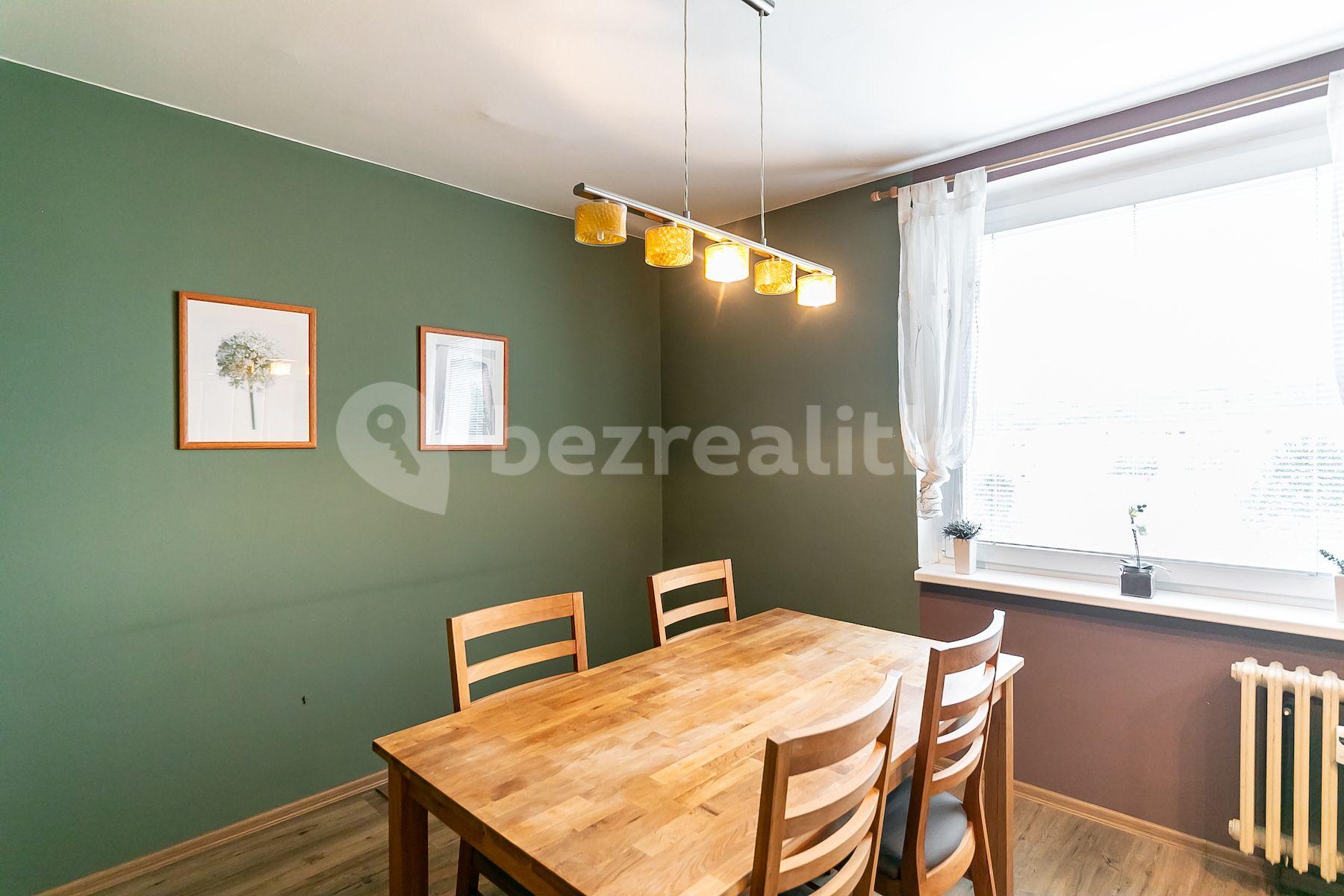 Prodej bytu 4+1 80 m², Žežická, Ústí nad Labem, Ústecký kraj
