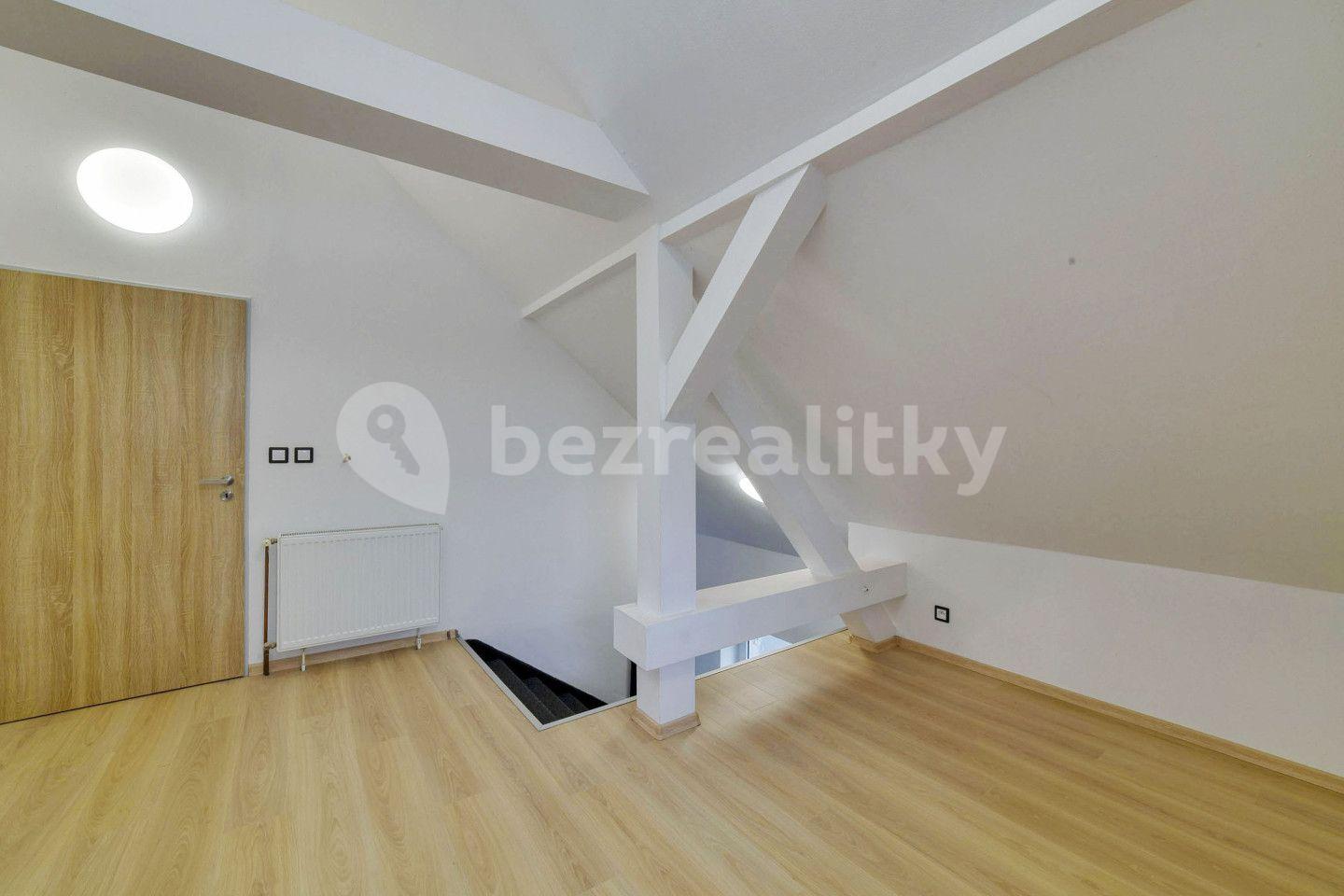 Prodej bytu 2+1 61 m², Cheb, Karlovarský kraj
