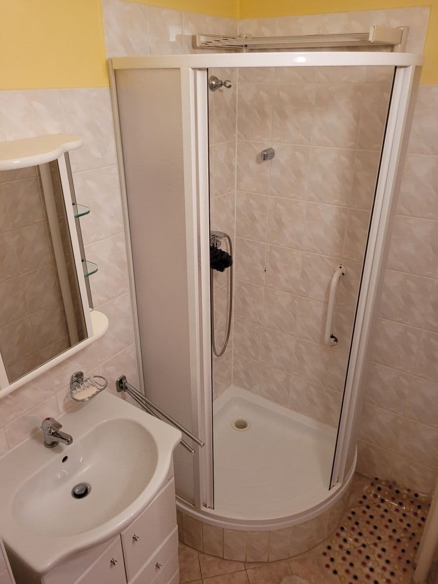 Pronájem bytu 2+1 50 m², Zelenečská, Praha, Praha Pronájem bytu 2+1 50 m², Zelenečská, Praha, Praha