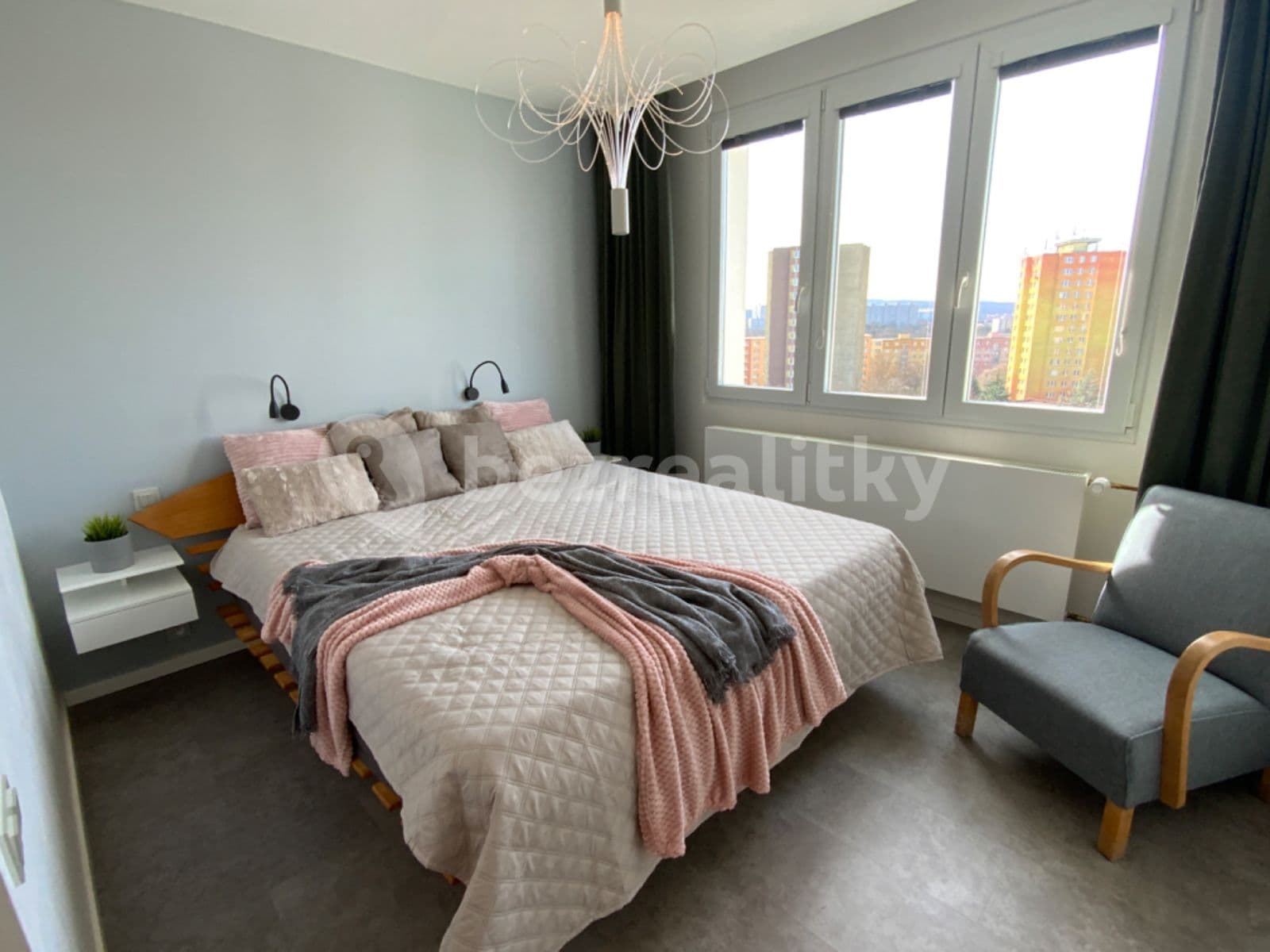 Pronájem bytu 3+1 83 m², Zárubova, Praha, Praha Pronájem bytu 3+1 83 m², Zárubova, Praha, Praha