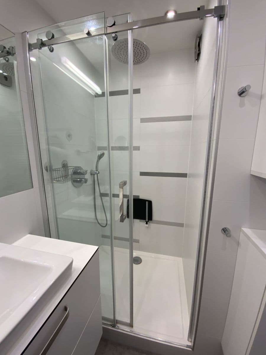 Pronájem bytu 3+1 83 m², Zárubova, Praha, Praha Pronájem bytu 3+1 83 m², Zárubova, Praha, Praha