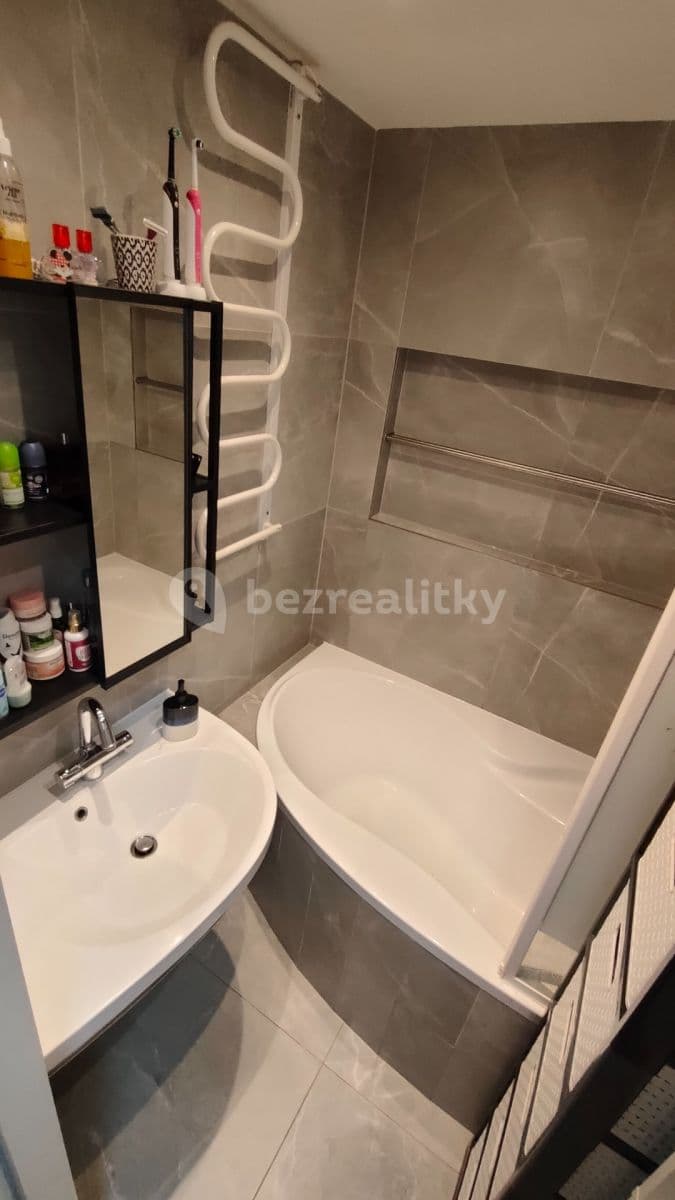 Pronájem bytu 3+kk 66 m², Jažlovická, Praha, Praha Pronájem bytu 3+kk 66 m², Jažlovická, Praha, Praha