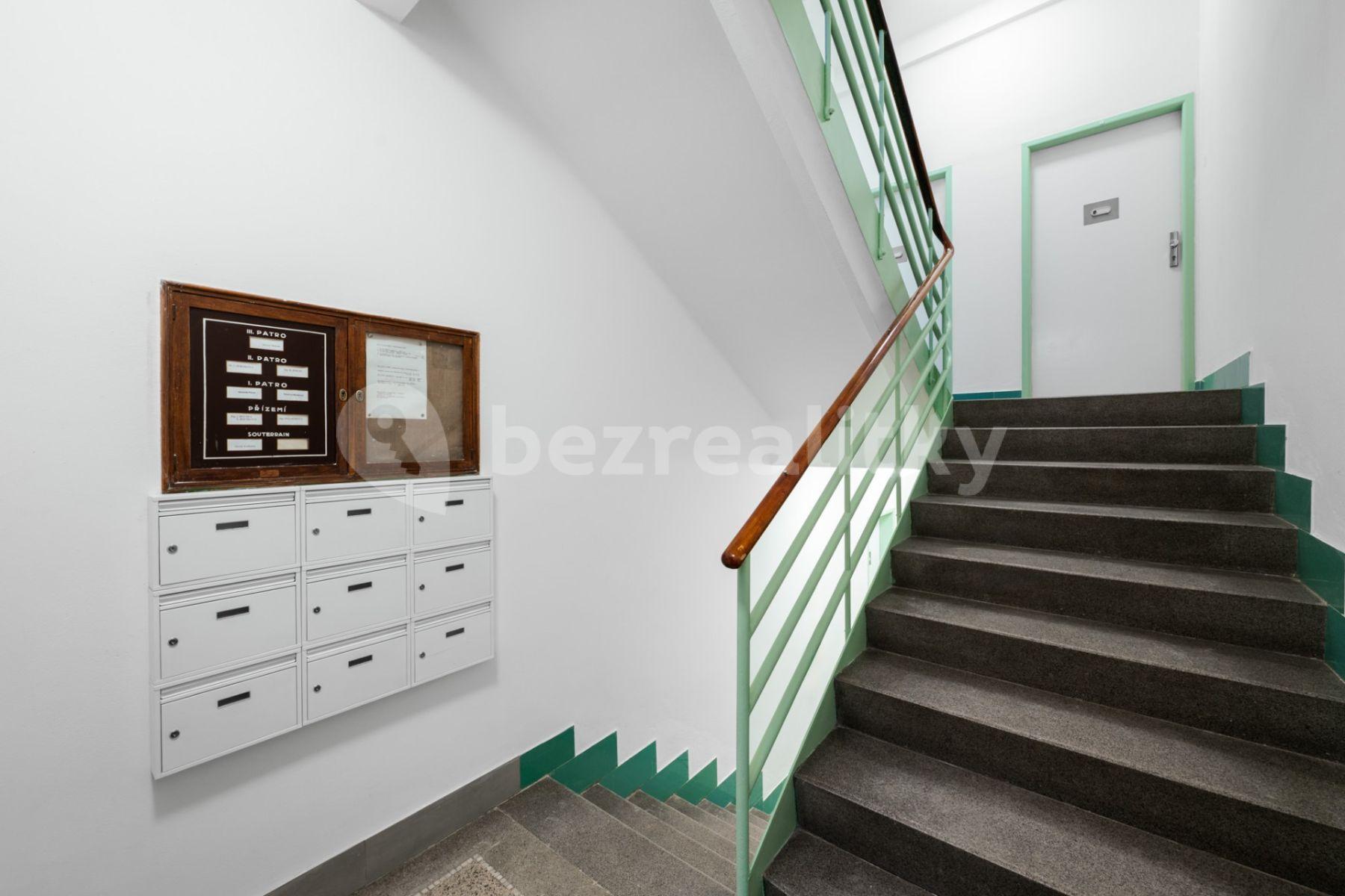 Prodej bytu 2+1 57 m², Družstevní ochoz, Praha, Praha