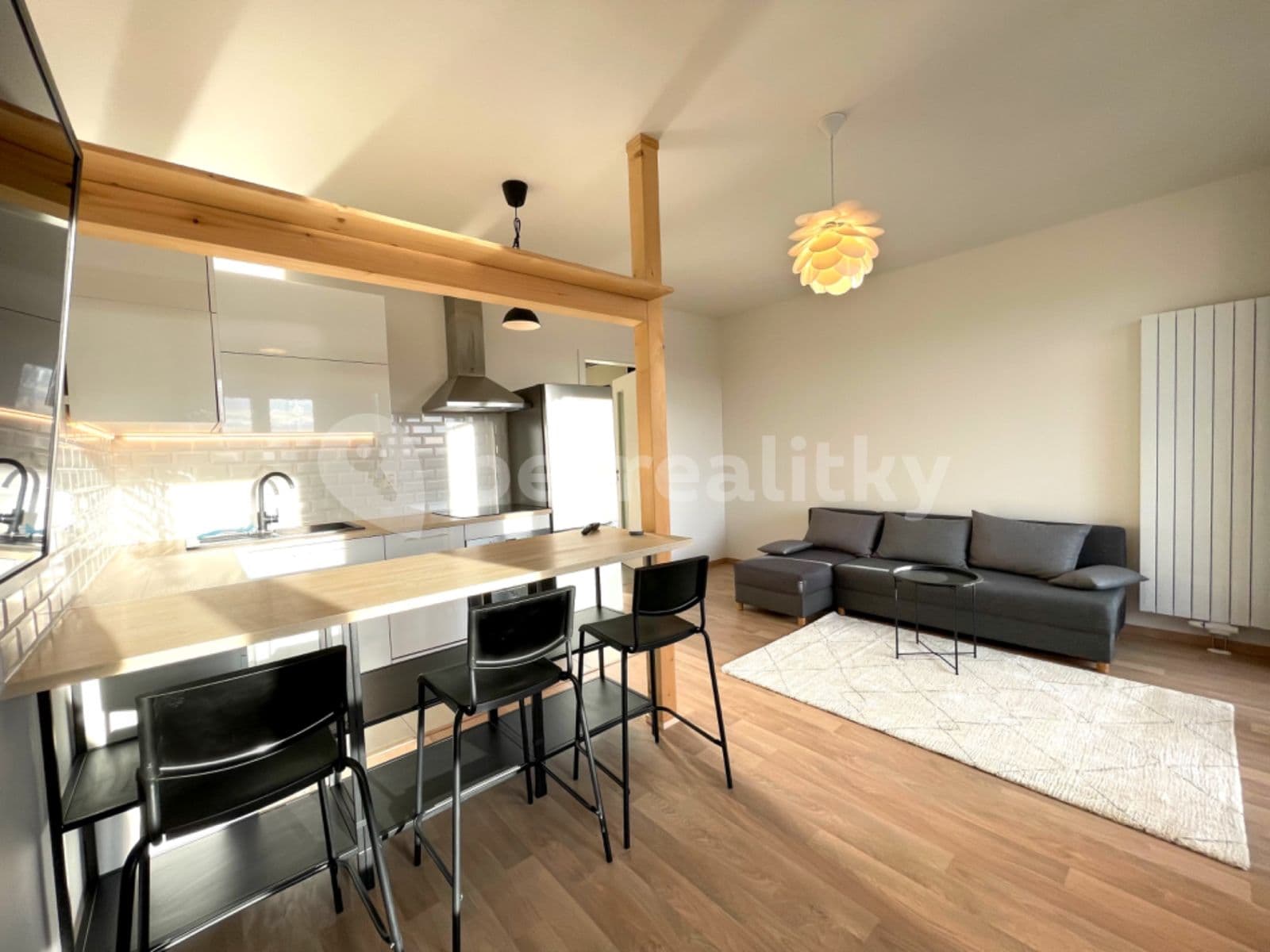 Pronájem bytu 1+kk 40 m², Olgy Havlové, Praha, Praha Pronájem bytu 1+kk 40 m², Olgy Havlové, Praha, Praha