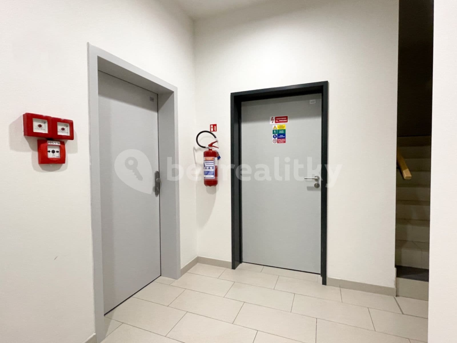 Pronájem bytu 1+kk 40 m², Olgy Havlové, Praha, Praha Pronájem bytu 1+kk 40 m², Olgy Havlové, Praha, Praha