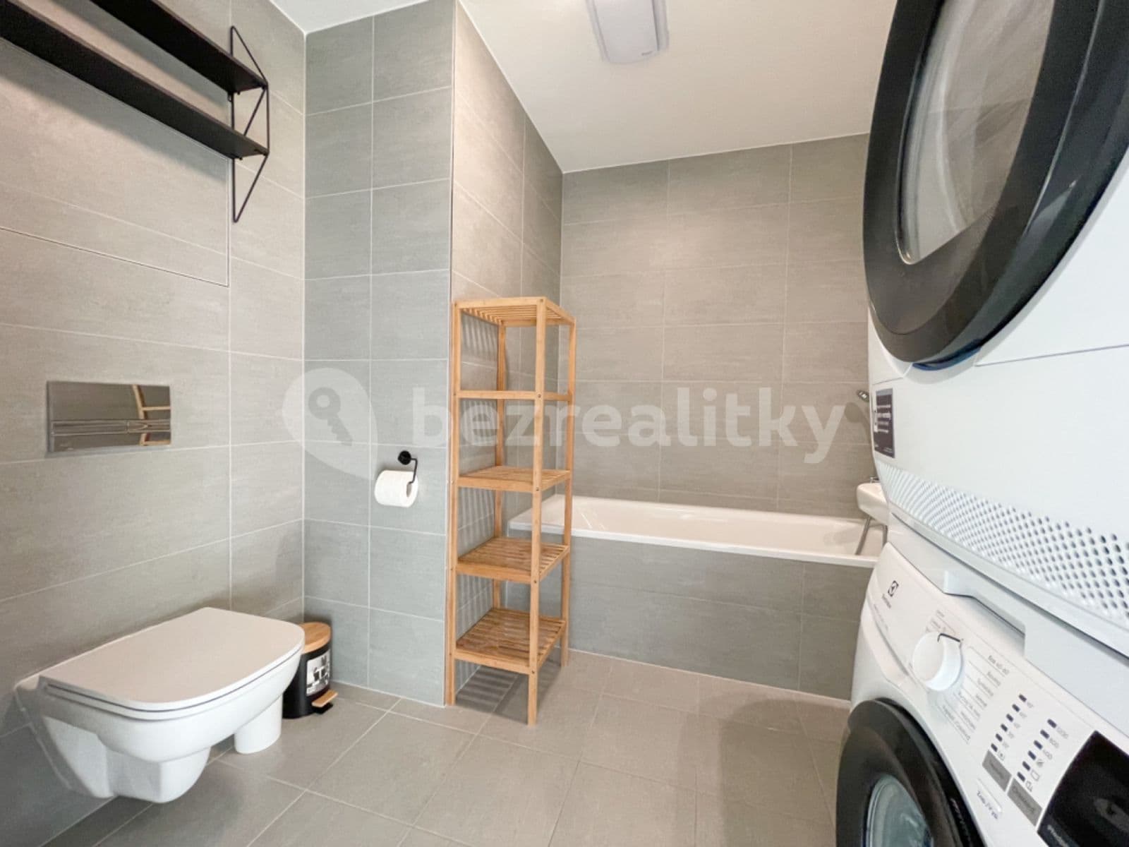 Pronájem bytu 1+kk 40 m², Olgy Havlové, Praha, Praha Pronájem bytu 1+kk 40 m², Olgy Havlové, Praha, Praha