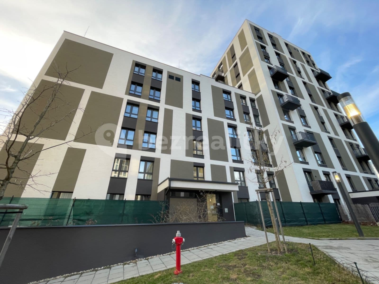 Pronájem bytu 1+kk 40 m², Olgy Havlové, Praha, Praha Pronájem bytu 1+kk 40 m², Olgy Havlové, Praha, Praha