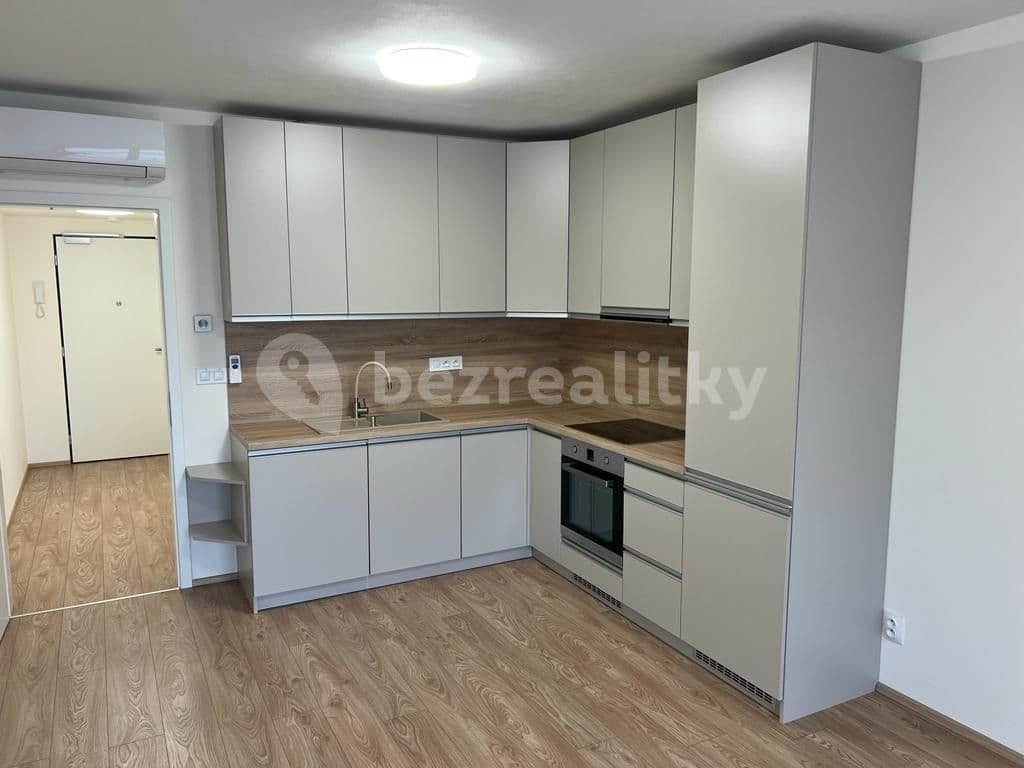 Pronájem bytu 1+kk 32 m², Bratislavská, Brno, Jihomoravský kraj Pronájem bytu 1+kk 32 m², Bratislavská, Brno, Jihomoravský kraj