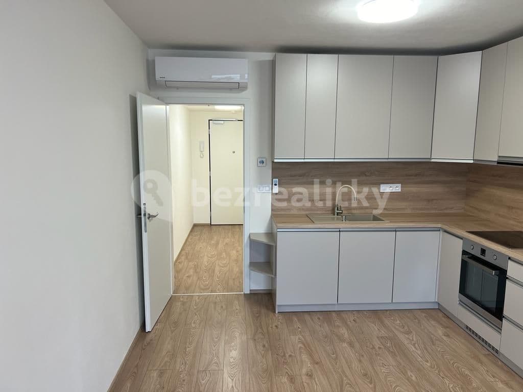 Pronájem bytu 1+kk 32 m², Bratislavská, Brno, Jihomoravský kraj Pronájem bytu 1+kk 32 m², Bratislavská, Brno, Jihomoravský kraj