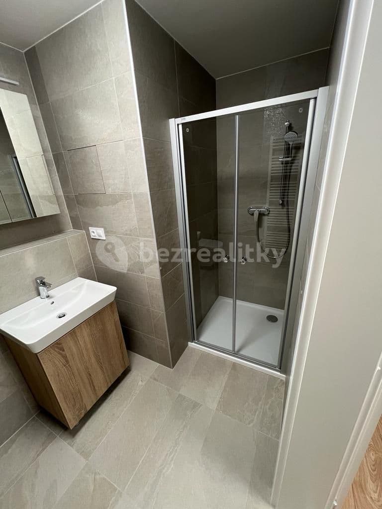 Pronájem bytu 1+kk 32 m², Bratislavská, Brno, Jihomoravský kraj Pronájem bytu 1+kk 32 m², Bratislavská, Brno, Jihomoravský kraj