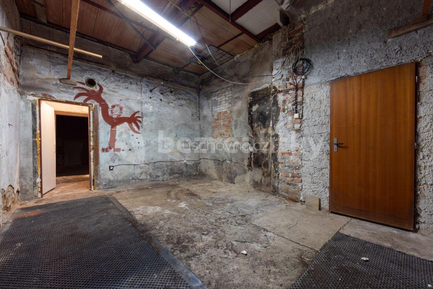 Prodej domu 62 m², pozemek 62 m², nám. 17. listopadu, Karlovy Vary, Karlovarský kraj