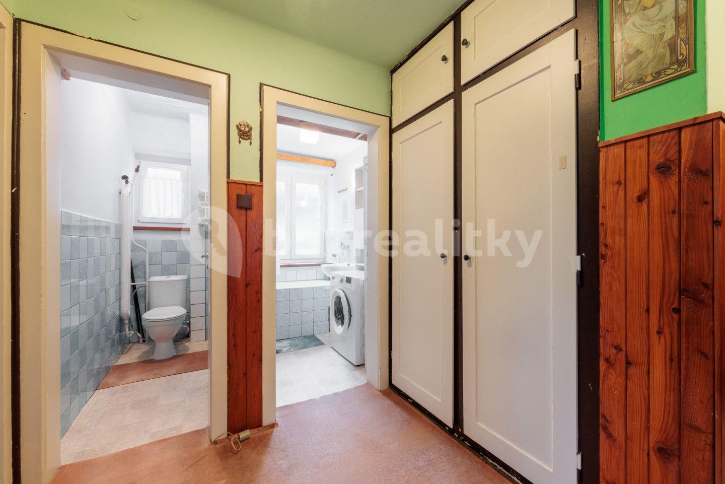 Prodej bytu 4+1 81 m², Severní, Karlovy Vary, Karlovarský kraj