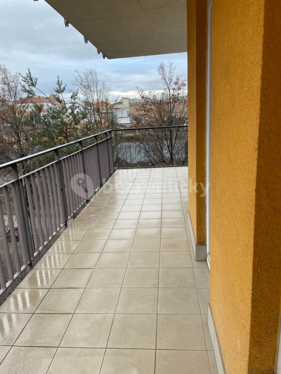 Pronájem bytu 3+kk 80 m², Kabešova, Praha, Praha Pronájem bytu 3+kk 80 m², Kabešova, Praha, Praha